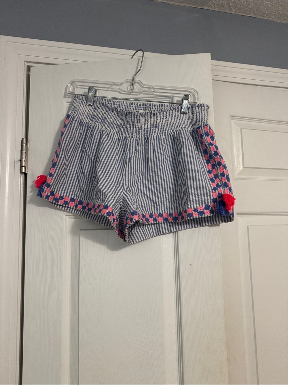 Vineyard Vines Blue & White Seersucker Shorts with Pink Trim